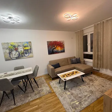 아파트 075 Stupine *