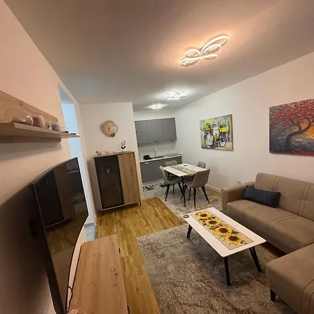 아파트 075 Stupine 투즐라